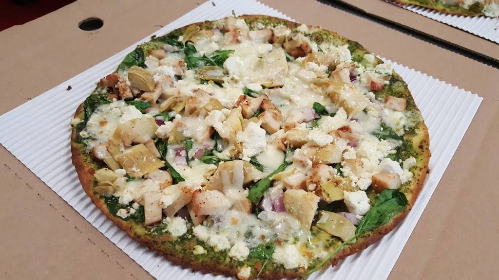 Hometown Pizza | restaurant | 7010 Gateway Park Dr, Village of Clarkston, MI 48346, USA | 2486204100 OR +1 248-620-4100