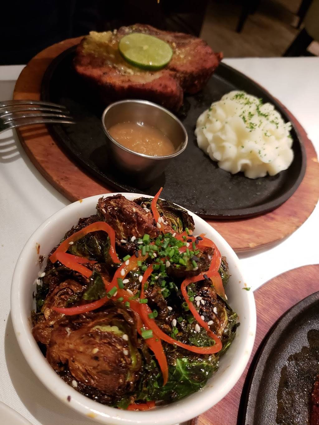 Perrys Steakhouse & Grille | restaurant | 700 Baybrook Mall, Friendswood, TX 77546, USA | 2812868800 OR +1 281-286-8800