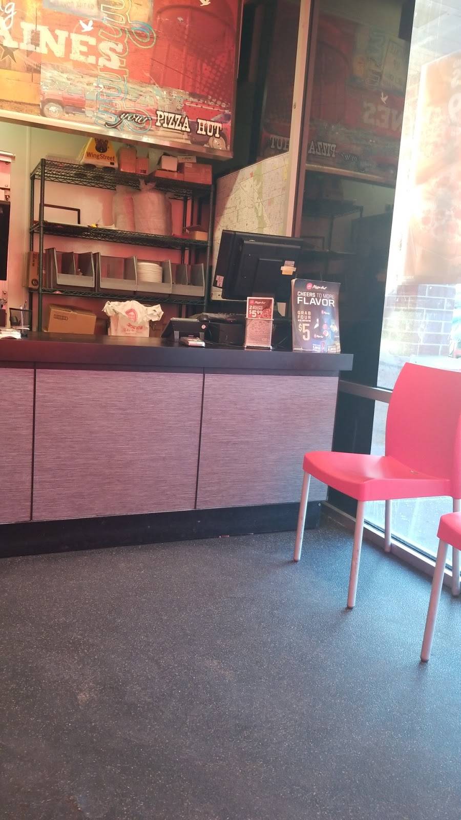 Pizza Hut | restaurant | 1387 Lee St, Des Plaines, IL 60018, USA | 8477682447 OR +1 847-768-2447