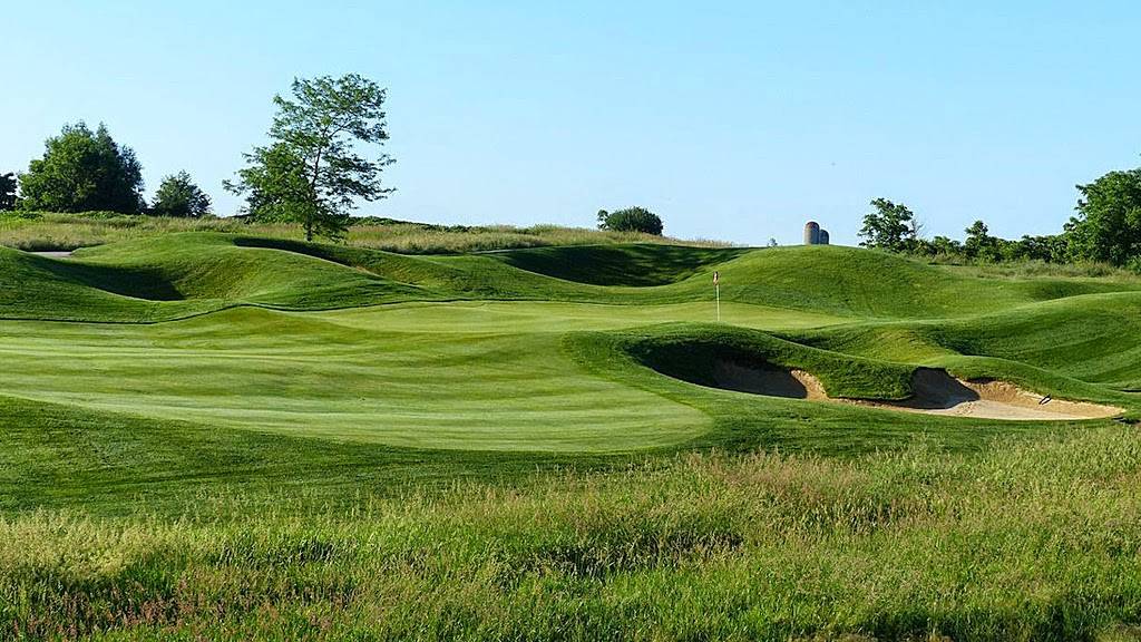 Willow Valley Golf Course | restaurant | 8475 English Church Rd E, Mount Hope, ON L0R 1W0, Canada | 9056792703 OR +1 905-679-2703