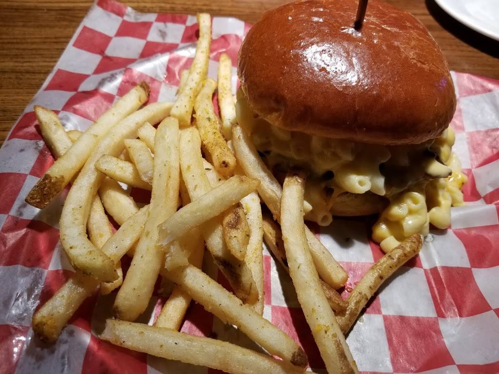 Old Republic Kitchen + Bar | restaurant | 155 S Randall Rd, Elgin, IL 60123, USA | 2245359544 OR +1 224-535-9544