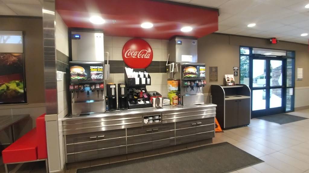 Carls Jr. | restaurant | 1384 N Moorpark Rd, Thousand Oaks, CA 91360, USA | 8054957779 OR +1 805-495-7779