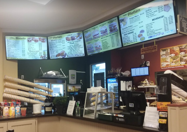 Tudors Biscuit World | restaurant | 2621 W 23rd St, Panama City, FL 32405, USA | 8502156088 OR +1 850-215-6088