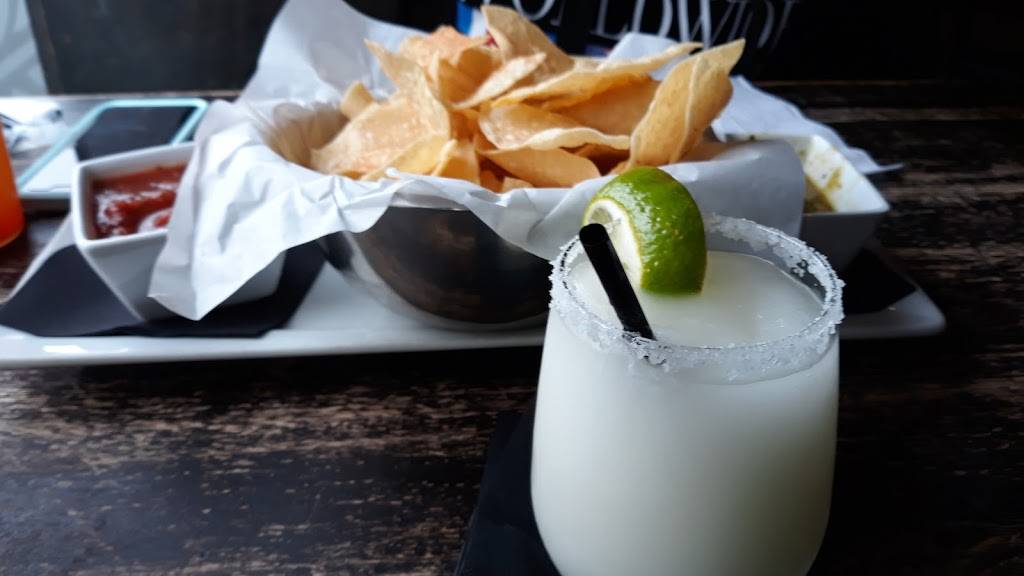 Yucatan Taco Stand | restaurant | 909 W Magnolia Ave #10, Fort Worth, TX 76104, USA | 8179248646 OR +1 817-924-8646