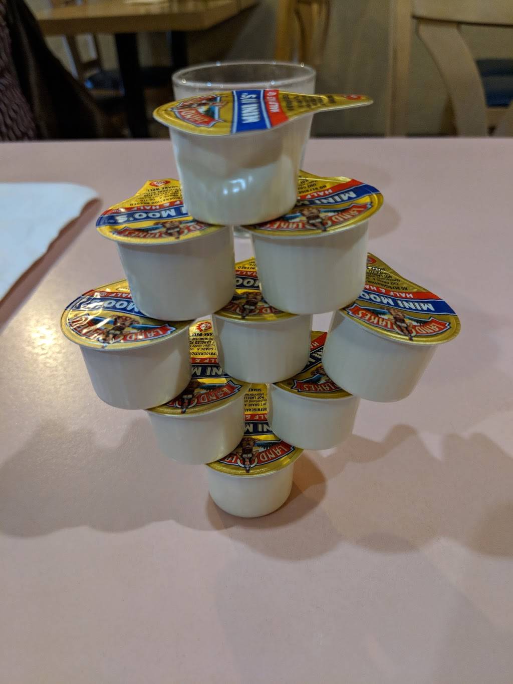 Todds Place | restaurant | 1909 S A St, Springfield, OR 97477, USA | 5413459976 OR +1 541-345-9976