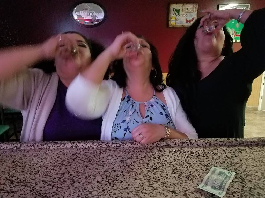 El Jaguar Banquet Hall | restaurant | 516 California Ave, Bakersfield, CA 93304, USA | 6613244918 OR +1 661-324-4918