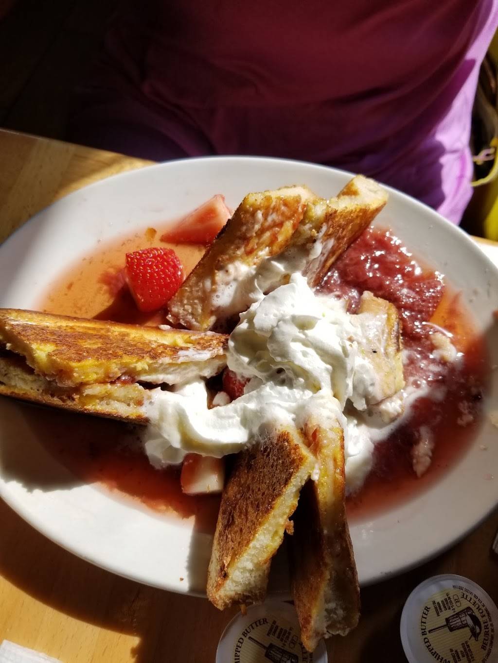 Sunset Grill | restaurant | 37 William Kitchen Rd, Scarborough, ON M1P 5B7, Canada | 4163211600 OR +1 416-321-1600