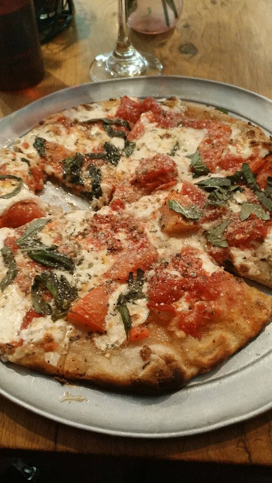 Catskill Mountain Pizza Co | restaurant | 51 Mill Hill Rd, Woodstock, NY 12498, USA | 8456797969 OR +1 845-679-7969
