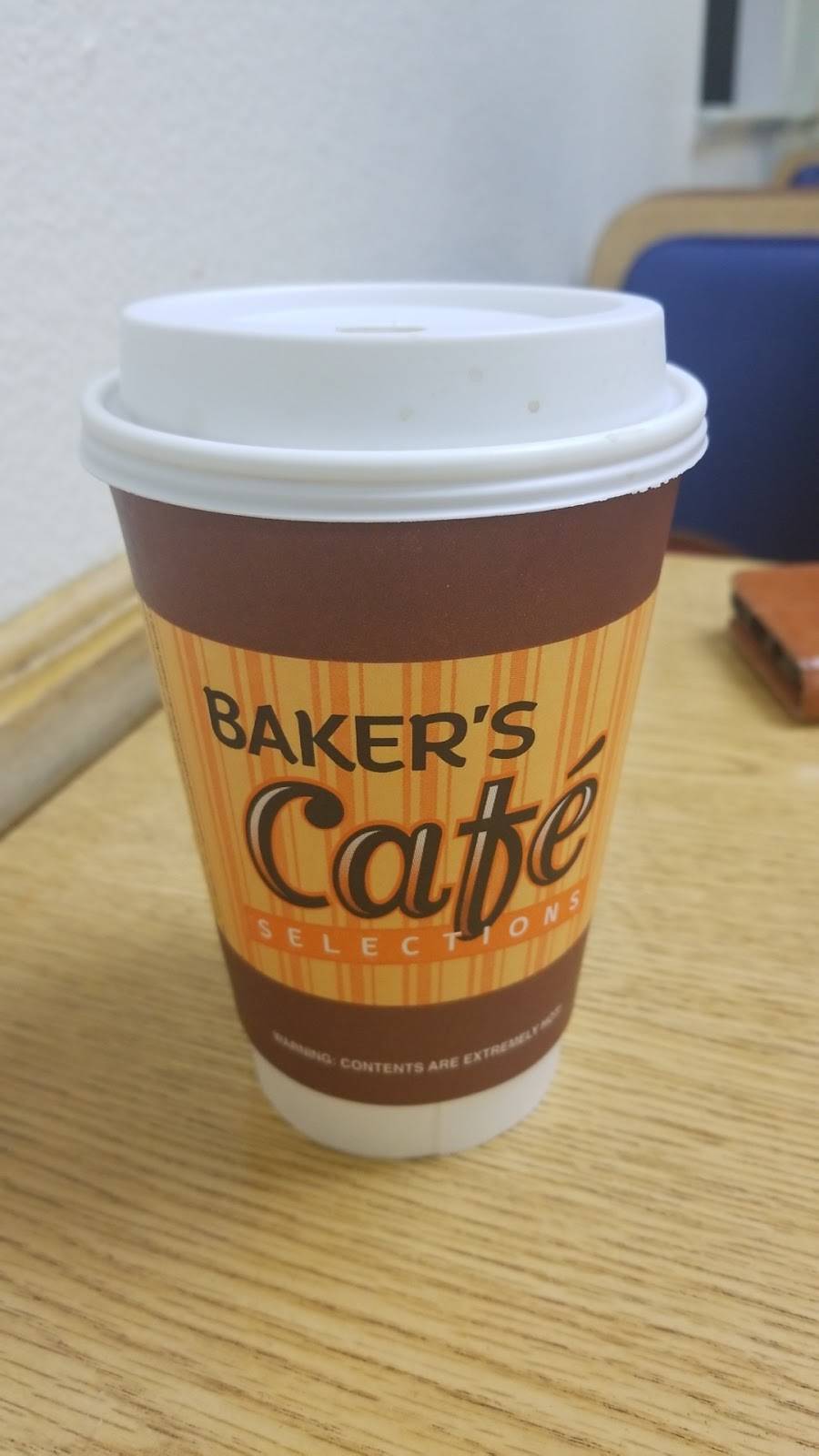 Bakers Drive-Thru | restaurant | 8882 Sierra Ave, Fontana, CA 92335, USA | 9098845233 OR +1 909-884-5233