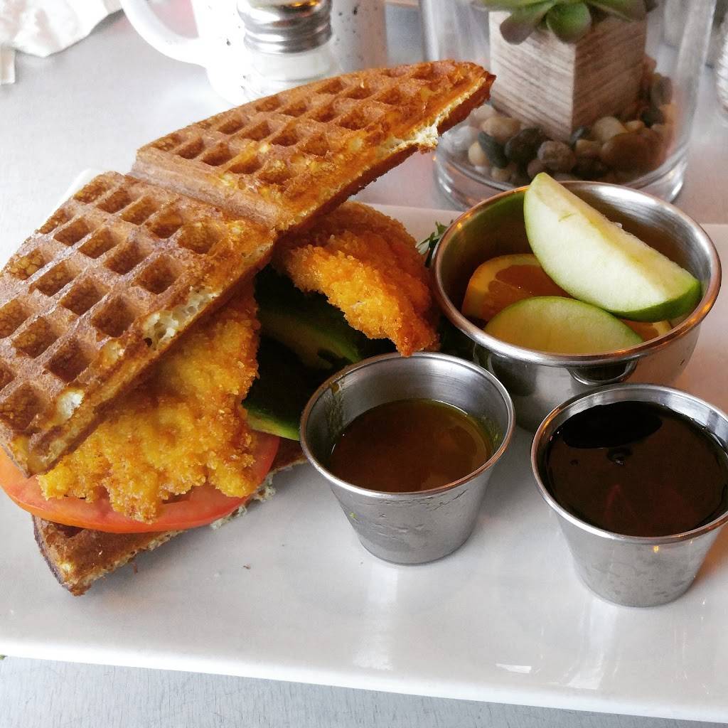 8TE | restaurant | 1220 Airline Rd #250, Corpus Christi, TX 78412, USA | 3617230261 OR +1 361-723-0261