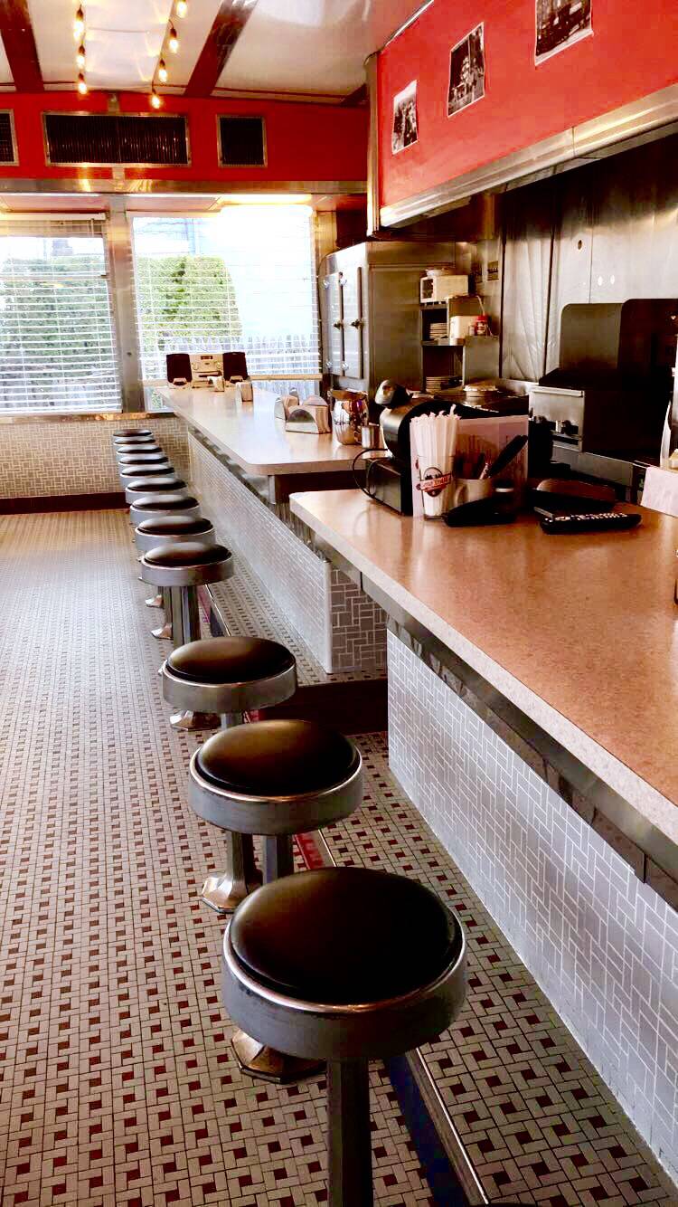 State Diner | restaurant | 567 Valley Rd, West Orange, NJ 07052, USA | 9736690200 OR +1 973-669-0200