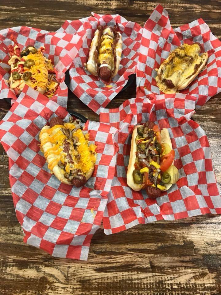 Kenny’s Flippin Burgers | restaurant | 3049 William St #167, Cape Girardeau, MO 63703, USA | 5738031522 OR +1 573-803-1522