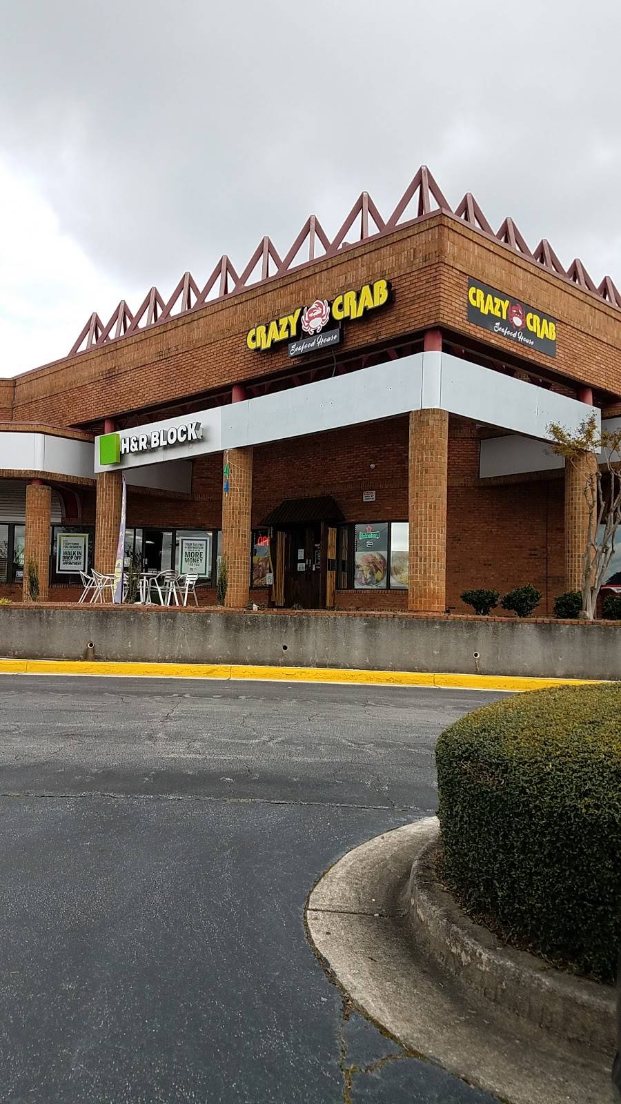Crazy Crab | restaurant | 4073 Lavista Rd Suite 369, Tucker, GA 30084, USA | 7709399600 OR +1 770-939-9600