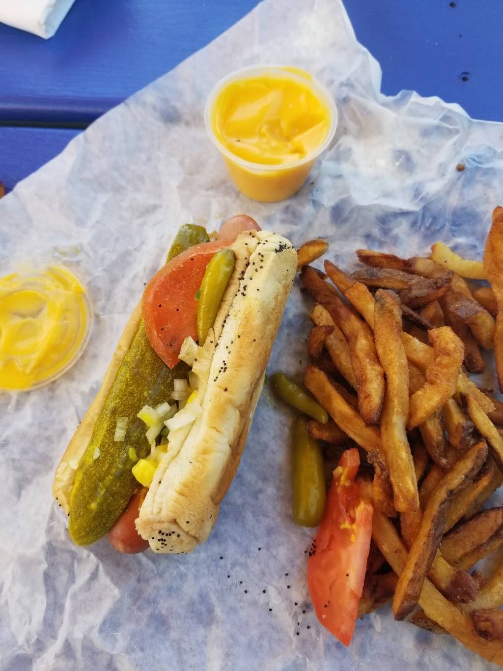 Happy Dog West Chicago | restaurant | 140 W Roosevelt Rd, West Chicago, IL 60185, USA | 6302068199 OR +1 630-206-8199