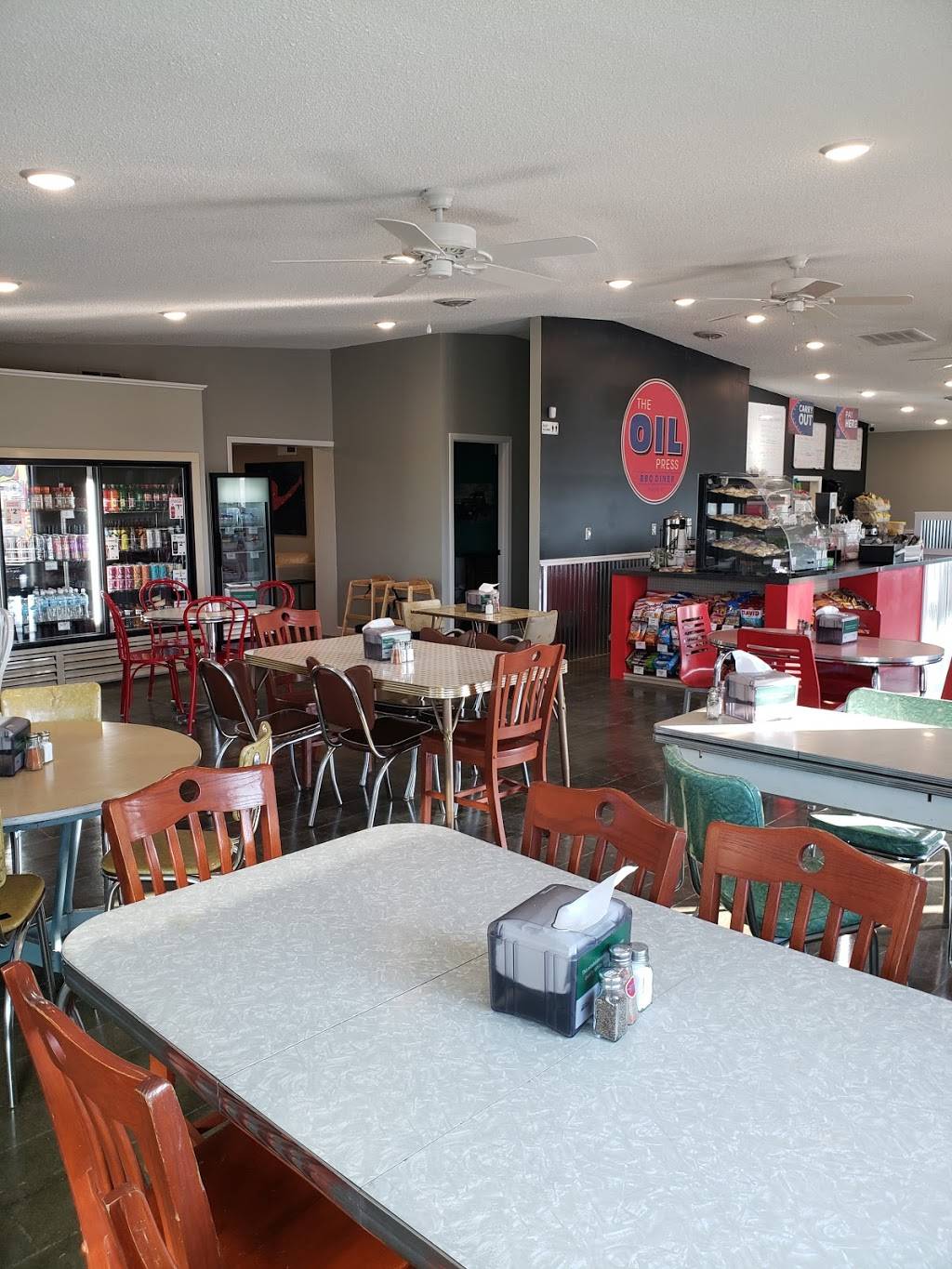 The Oil Press | restaurant | 70197 130th St, Zearing, IA 50278, USA | 5156208629 OR +1 515-620-8629