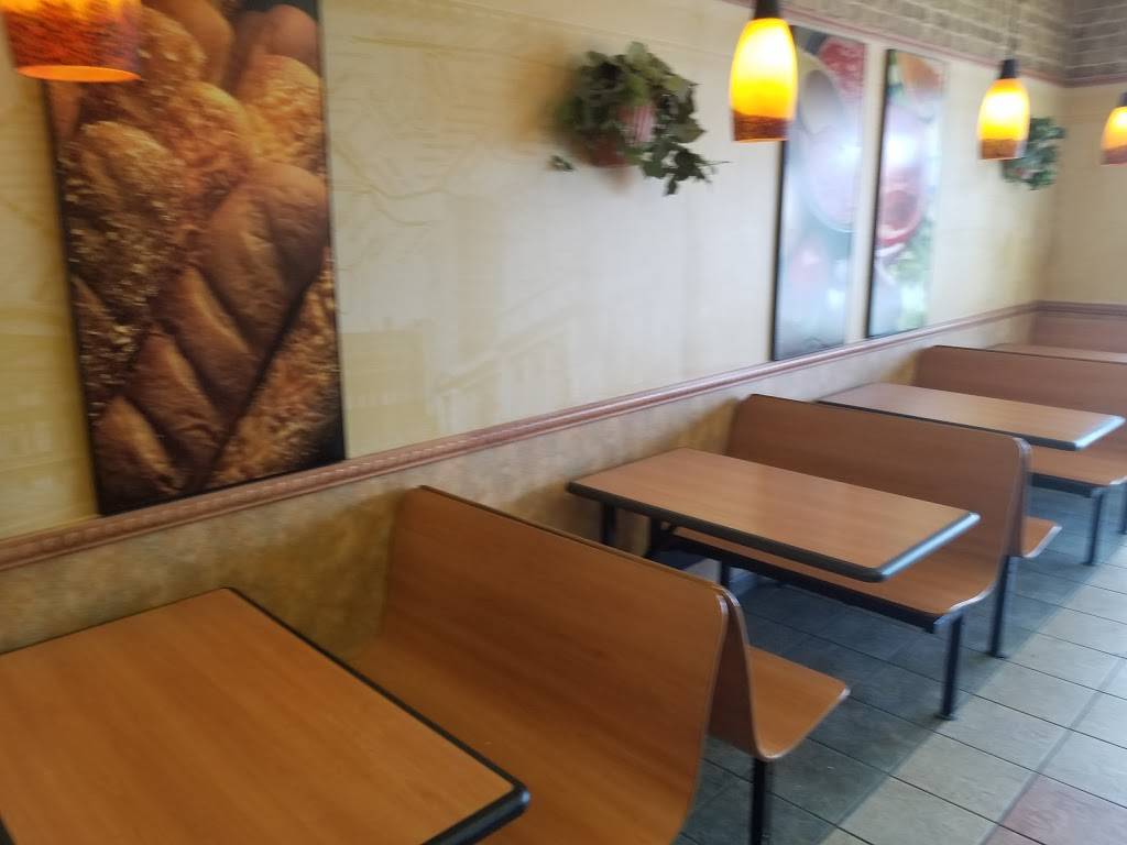 Subway | meal takeaway | 3506 Town Center Dr, Highlands Ranch, CO 80129, USA | 3036839310 OR +1 303-683-9310
