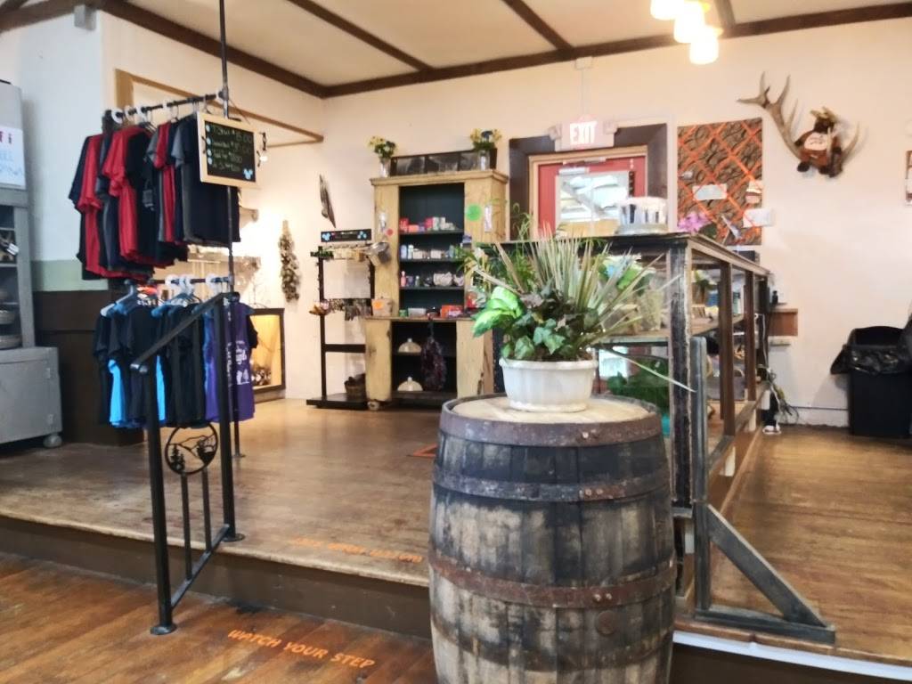 Old Bull Cafe | restaurant | 55 Church Street, Benezette, PA 15821, USA | 8147877545 OR +1 814-787-7545