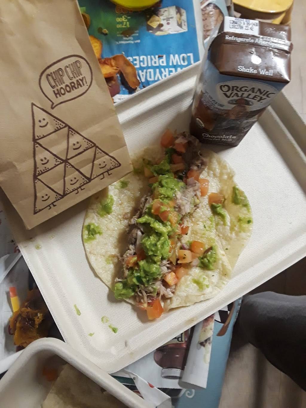 Chipotle Mexican Grill | restaurant | 1201 E Valley Pkwy Ste A, Escondido, CA 92027, USA | 7608843002 OR +1 760-884-3002