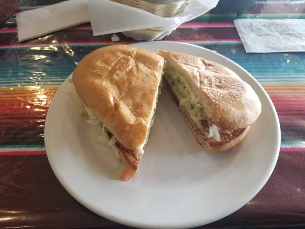 El Burrito Restaurant | restaurant | 6236 Northwest Hwy, Crystal Lake, IL 60014, USA | 8154770751 OR +1 815-477-0751