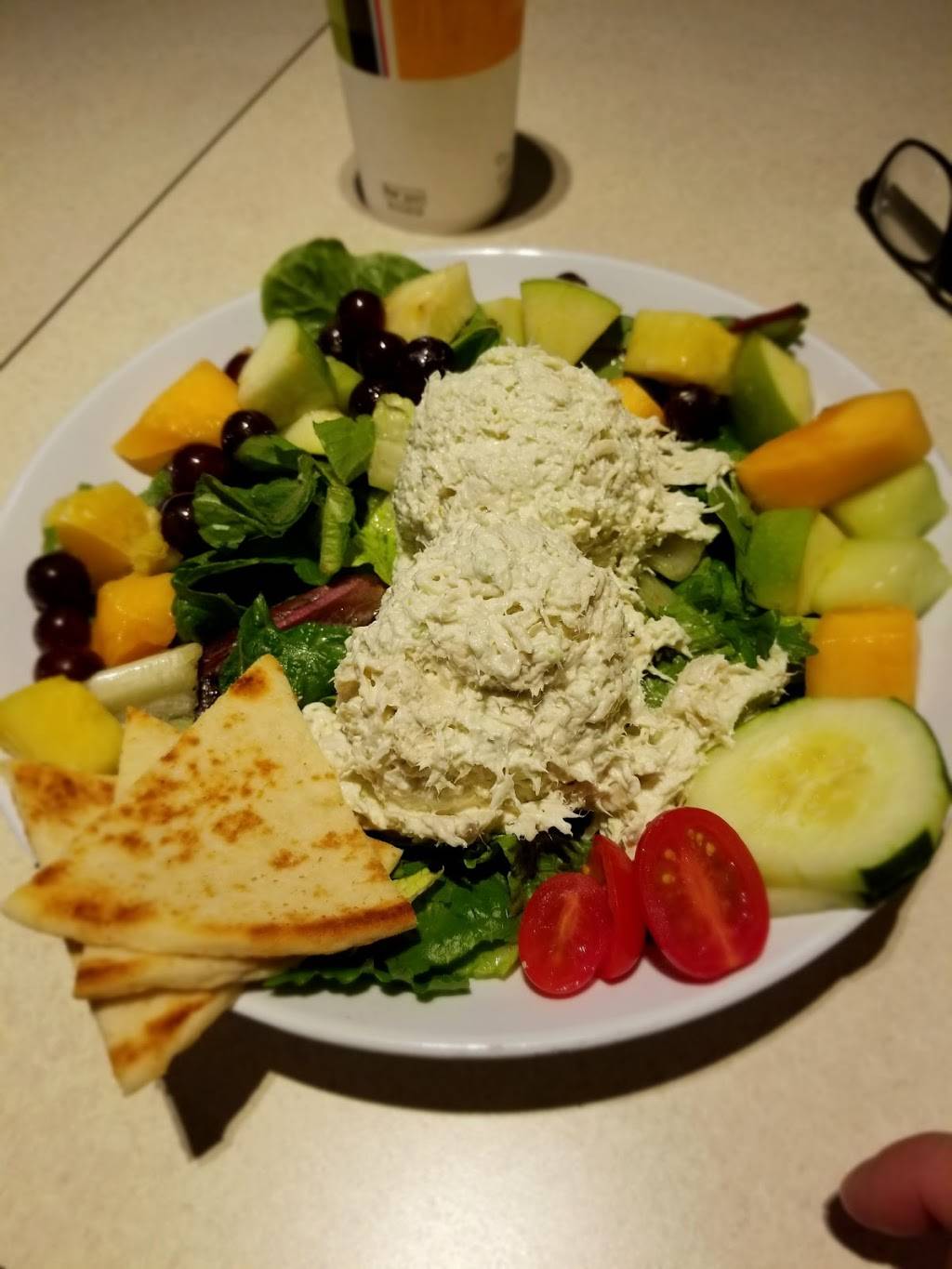 Zoës Kitchen | restaurant | 3379 N College Ave Suite 8, Fayetteville, AR 72703, USA | 4794441966 OR +1 479-444-1966