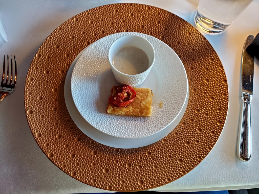 Charleston | restaurant | 1000 Lancaster St, Baltimore, MD 21202, USA | 4103327373 OR +1 410-332-7373