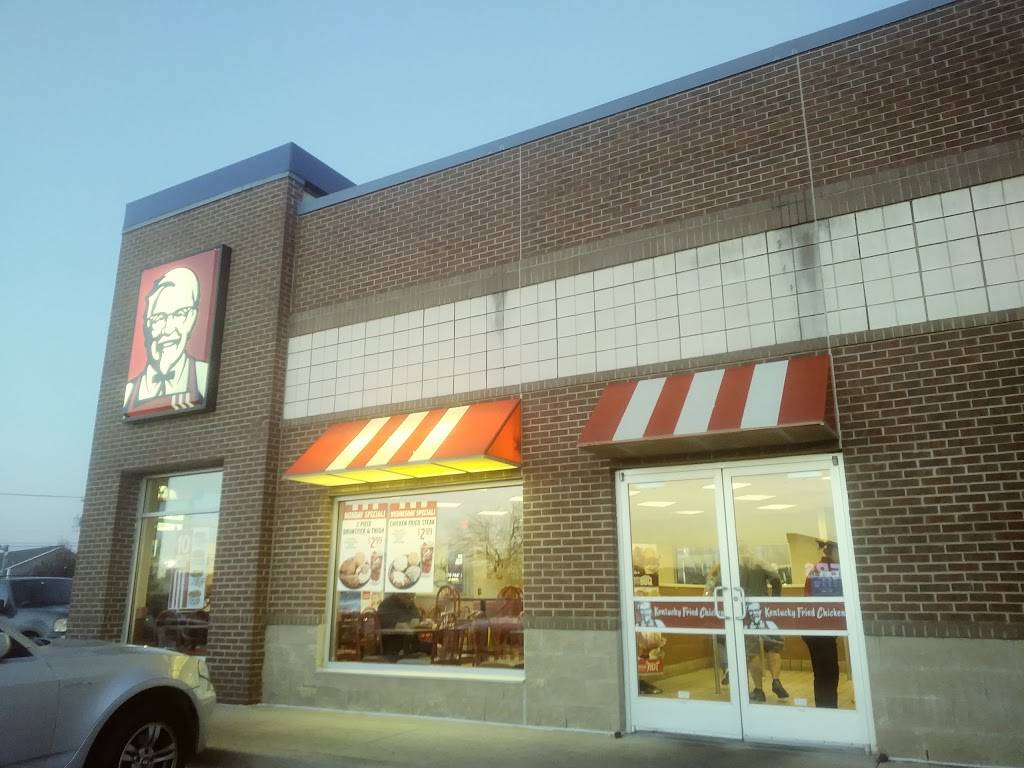 KFC | restaurant | 2801 NE Green Oaks Blvd, Grand Prairie, TX 75050, USA | 8176497617 OR +1 817-649-7617