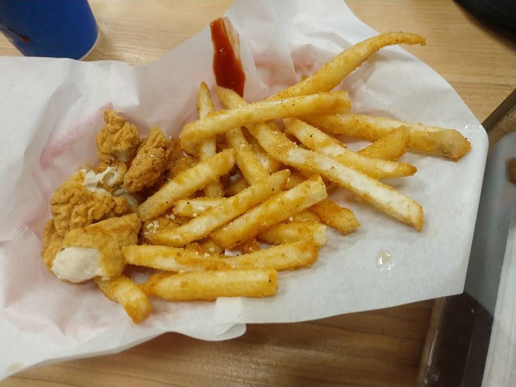 Southpaws Pizza Eugene | restaurant | 4261 Barger Dr, Eugene, OR 97402, USA | 5413591200 OR +1 541-359-1200