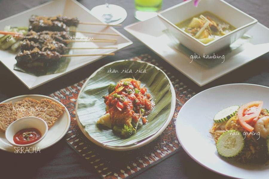 Bandung Indonesian Restaurant | restaurant | 600 Williamson St, Madison, WI 53703, USA | 6082556910 OR +1 608-255-6910