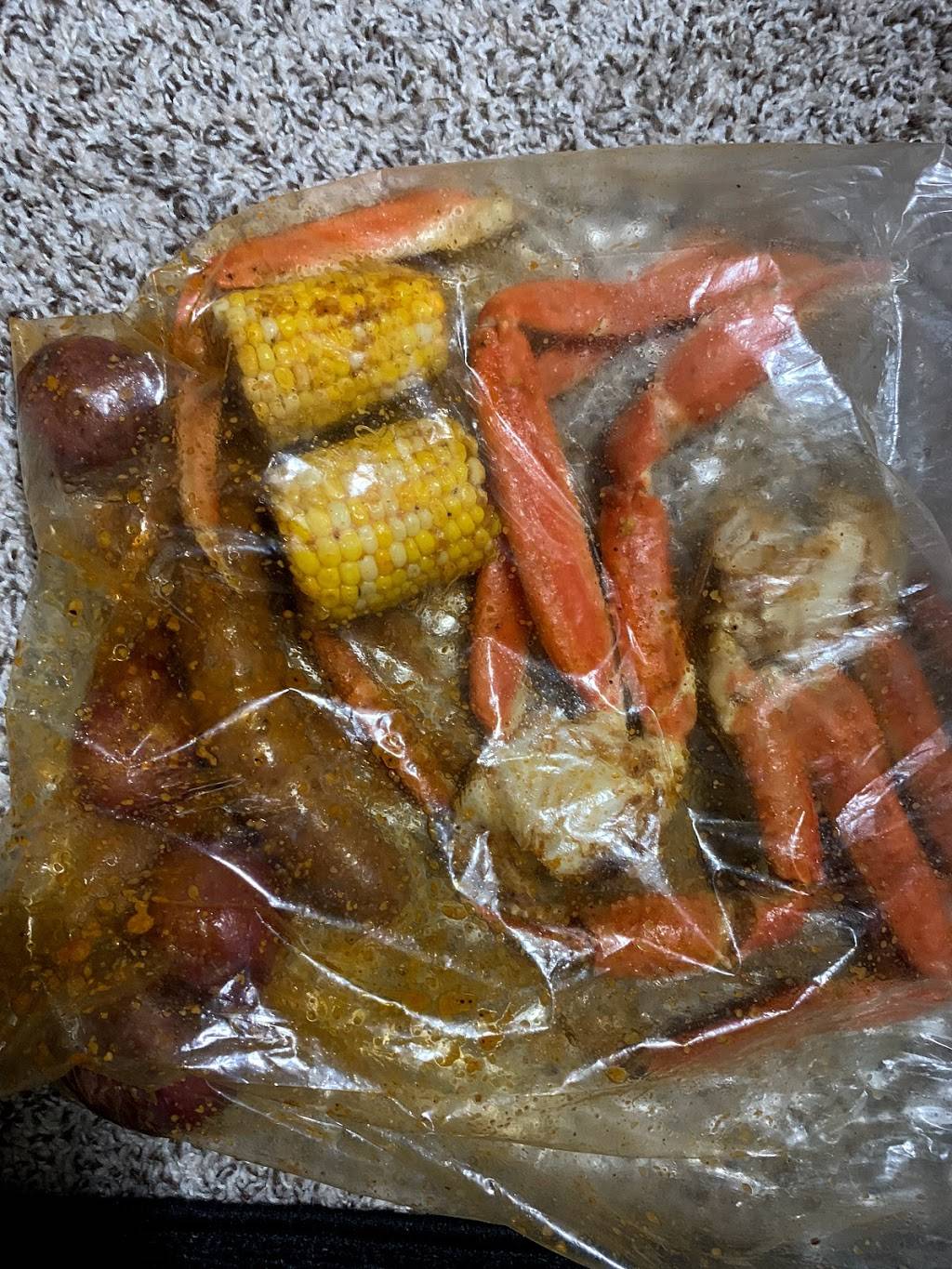 Bluff City Crab | restaurant | 3705 Malco Way suite 102, Memphis, TN 38125, USA | 9014216405 OR +1 901-421-6405