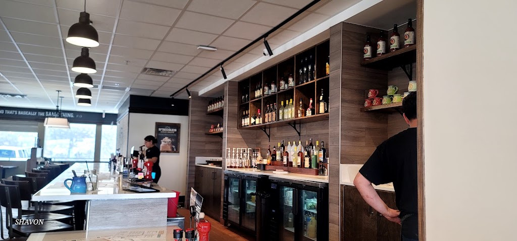 Another Broken Egg Cafe | cafe | 5863 N Mesa St, El Paso, TX 79912, USA | 9152617551 OR +1 915-261-7551