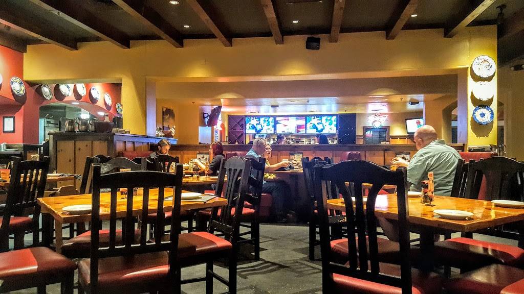 Johnny Carinos | restaurant | 12901 N Interstate 35 Frontage Rd, Austin, TX 78753, USA | 5129896464 OR +1 512-989-6464