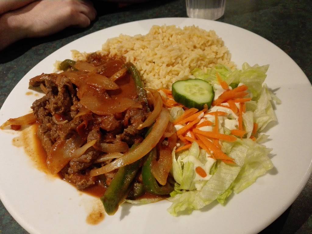 Tukan | restaurant | 85 Montreal Rd, Vanier, ON K1L 6E8, Canada | 6137492317 OR +1 613-749-2317