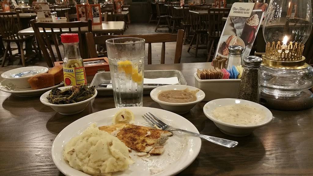 Cracker Barrel Old Country Store | restaurant | 1080 W Renaissance Pkwy, Rialto, CA 92376, USA | 9093503902 OR +1 909-350-3902