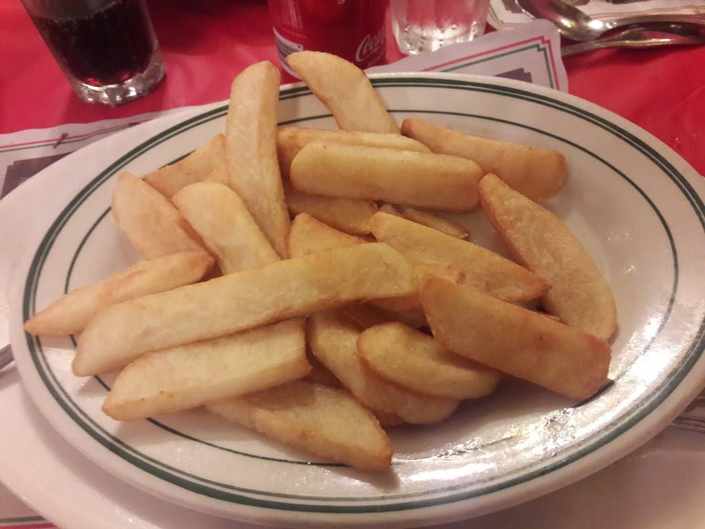 Giovannis | restaurant | 3209 Westchester Ave, Bronx, NY 10461, USA | 7188924340 OR +1 718-892-4340