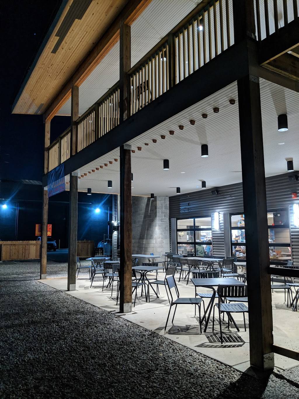 Half Liter BBQ & Beer Hall | restaurant | 5301 Winthrop Ave Suite B, Indianapolis, IN 46220, USA | 4632128180 OR +1 463-212-8180