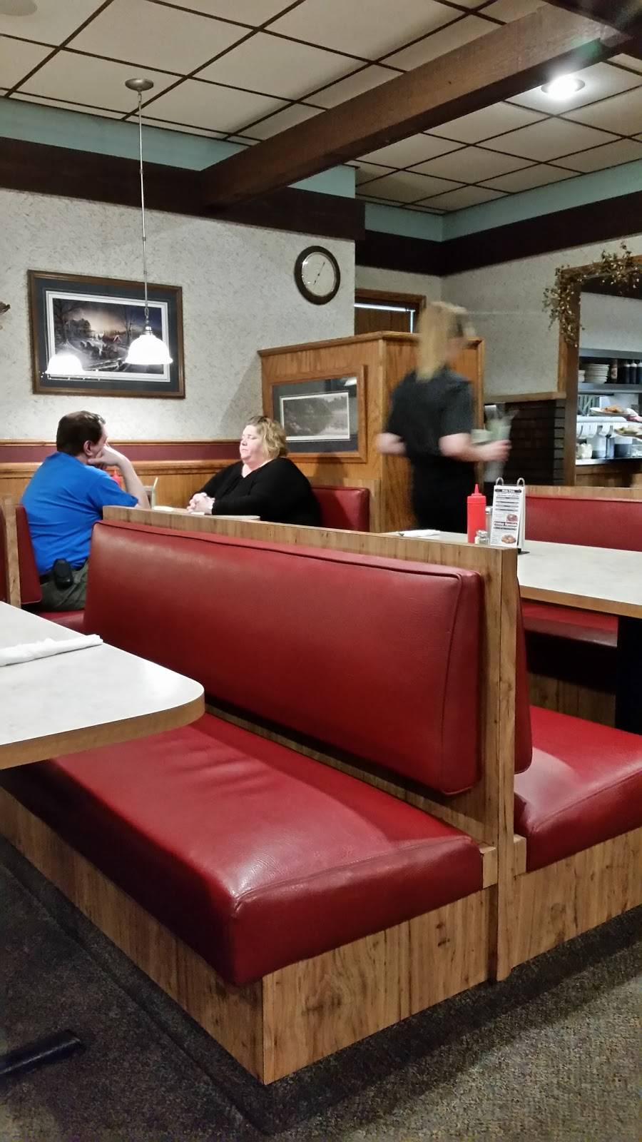 Randys Family Restaurant | restaurant | 1132 W MacArthur Ave, Eau Claire, WI 54701, USA | 7158398449 OR +1 715-839-8449