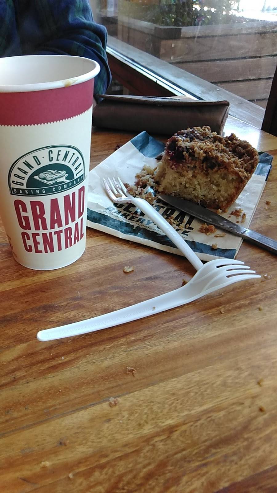 Grand Central Bakery | bakery | 626 SW 152nd St, Burien, WA 98166, USA | 2064361065 OR +1 206-436-1065