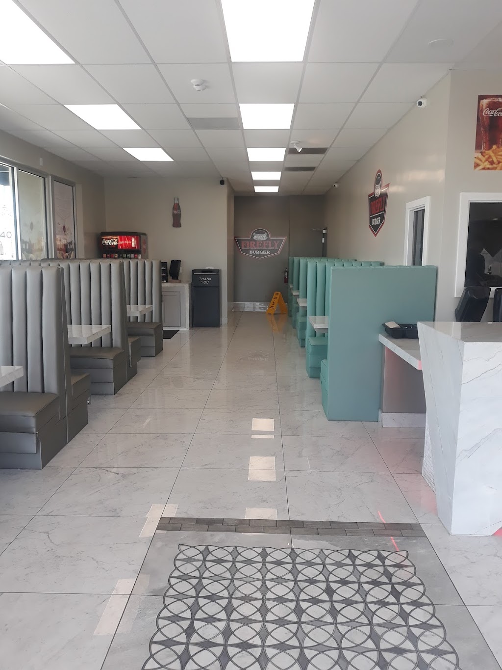 FireFly Burger Fresno | restaurant | 5353 N Blackstone Ave, Fresno, CA 93710, USA | 5593751993 OR +1 559-375-1993