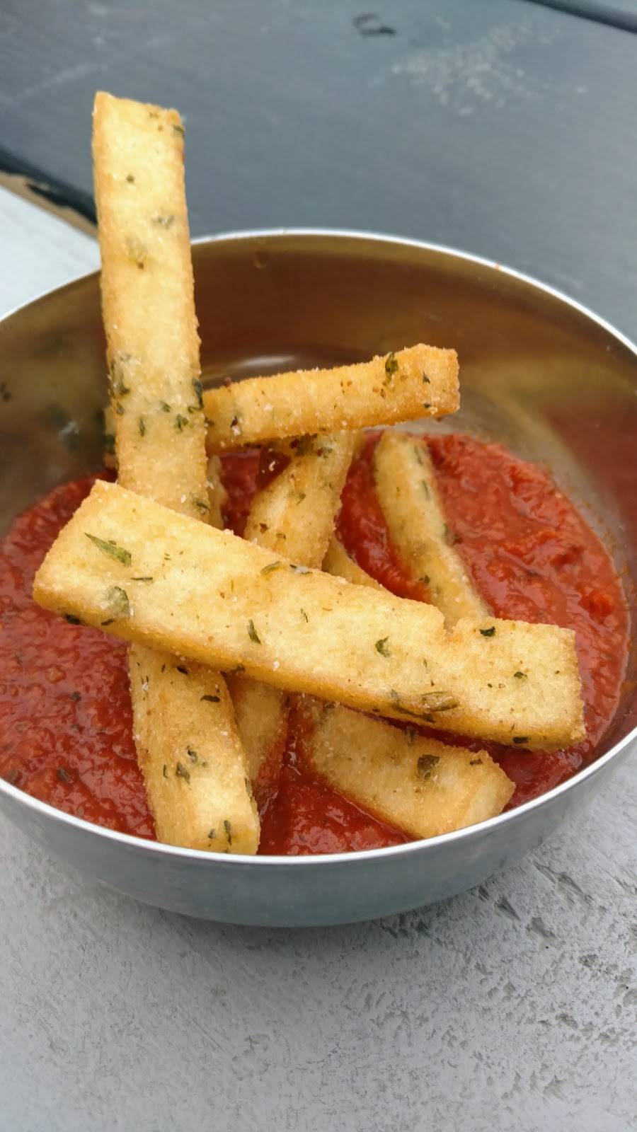 Park & Field | restaurant | 3509 W Fullerton Ave, Chicago, IL 60647, USA | 7733607373 OR +1 773-360-7373