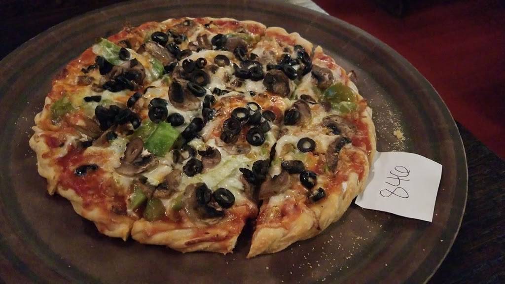 Barnabys | restaurant | 7950 N Caldwell Ave, Niles, IL 60714, USA | 8479678600 OR +1 847-967-8600