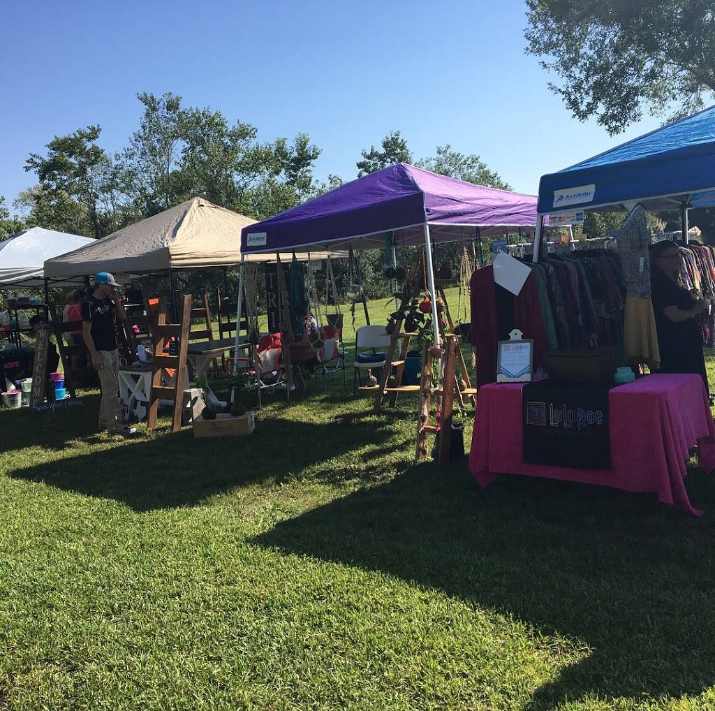 Three Acres Food Truck Park | restaurant | 10648 FM1764, Santa Fe, TX 77510, USA | 2819109817 OR +1 281-910-9817