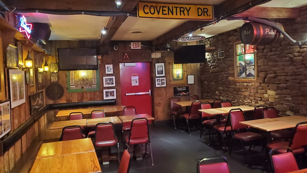 Nicks English Hut | restaurant | 423 E Kirkwood Ave, Bloomington, IN 47408, USA | 8123324040 OR +1 812-332-4040