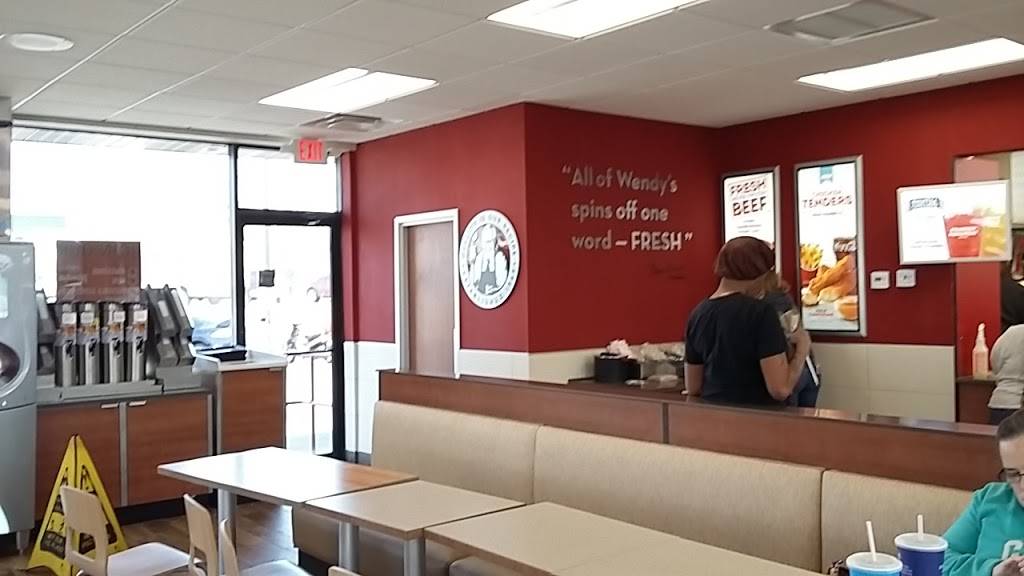 Wendys | restaurant | 1207 W Broadway St, Princeton, IN 47670, USA | 8123866431 OR +1 812-386-6431
