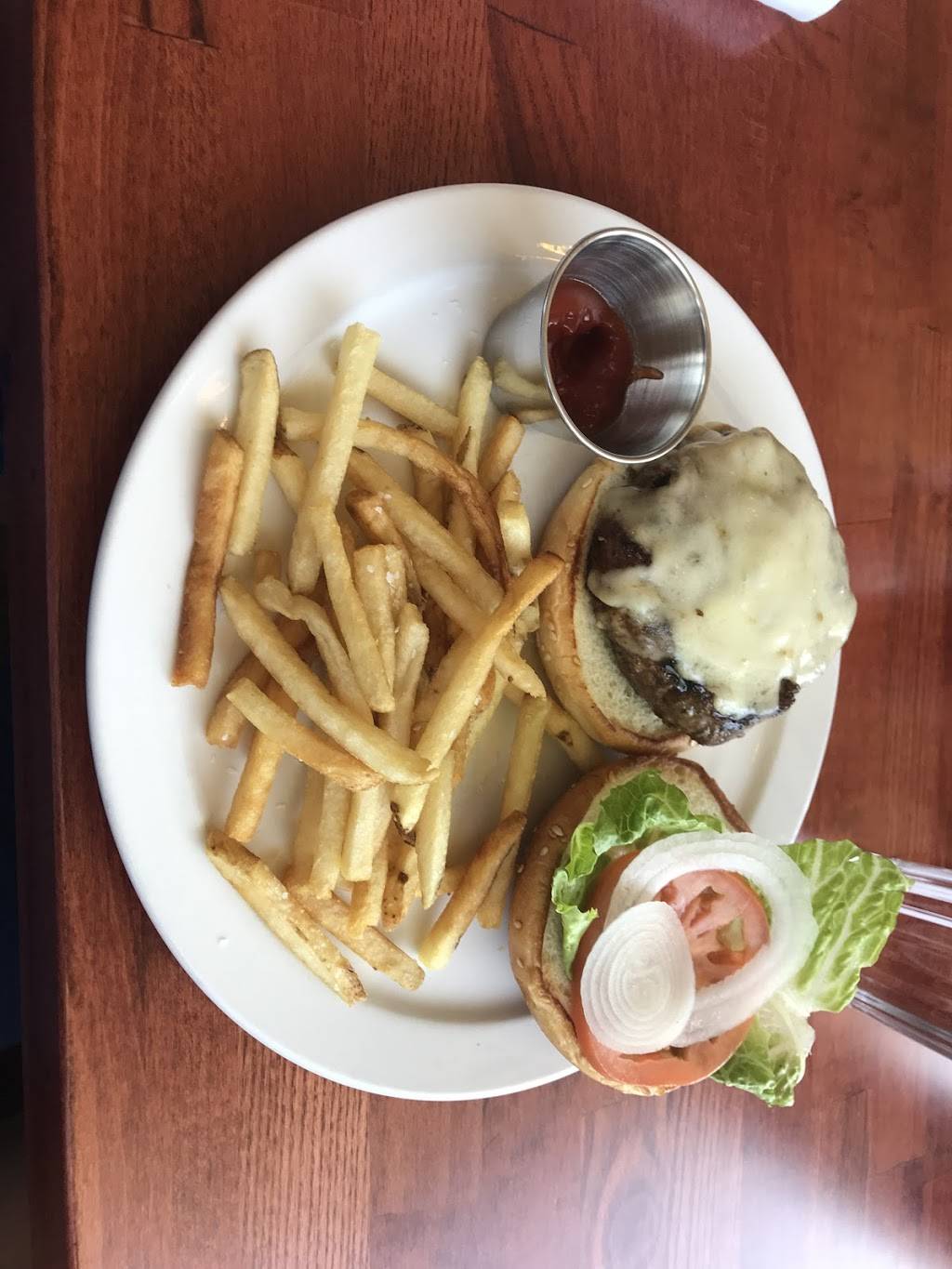 Birch & Maple | restaurant | 727 Main St, Frankfort, MI 49635, USA | 2313990399 OR +1 231-399-0399