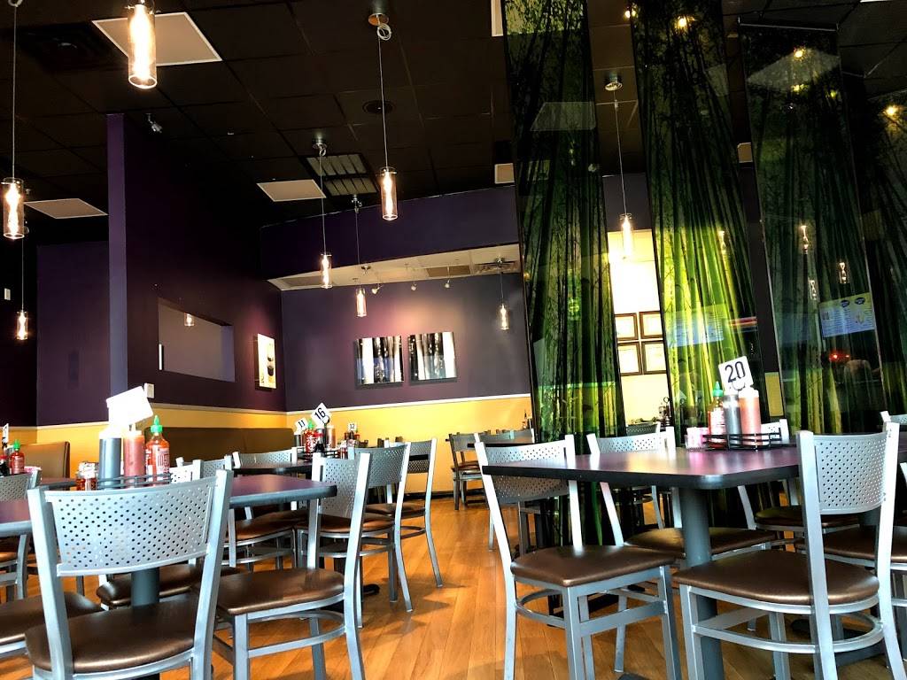 Pho Palace 2 Noodles & Grill | restaurant | 3300 E Broad St #136, Mansfield, TX 76063, USA | 8174050108 OR +1 817-405-0108