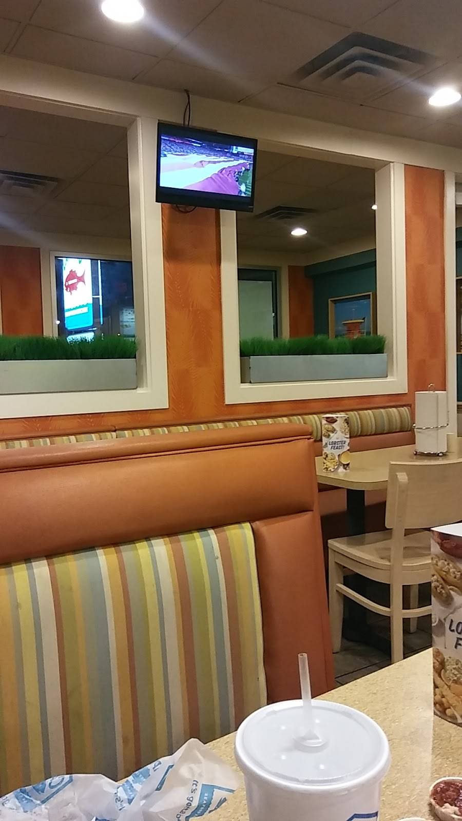 Captain Ds | restaurant | 216 By-pass 72 Northwest, Greenwood, SC 29646, USA | 8642290352 OR +1 864-229-0352