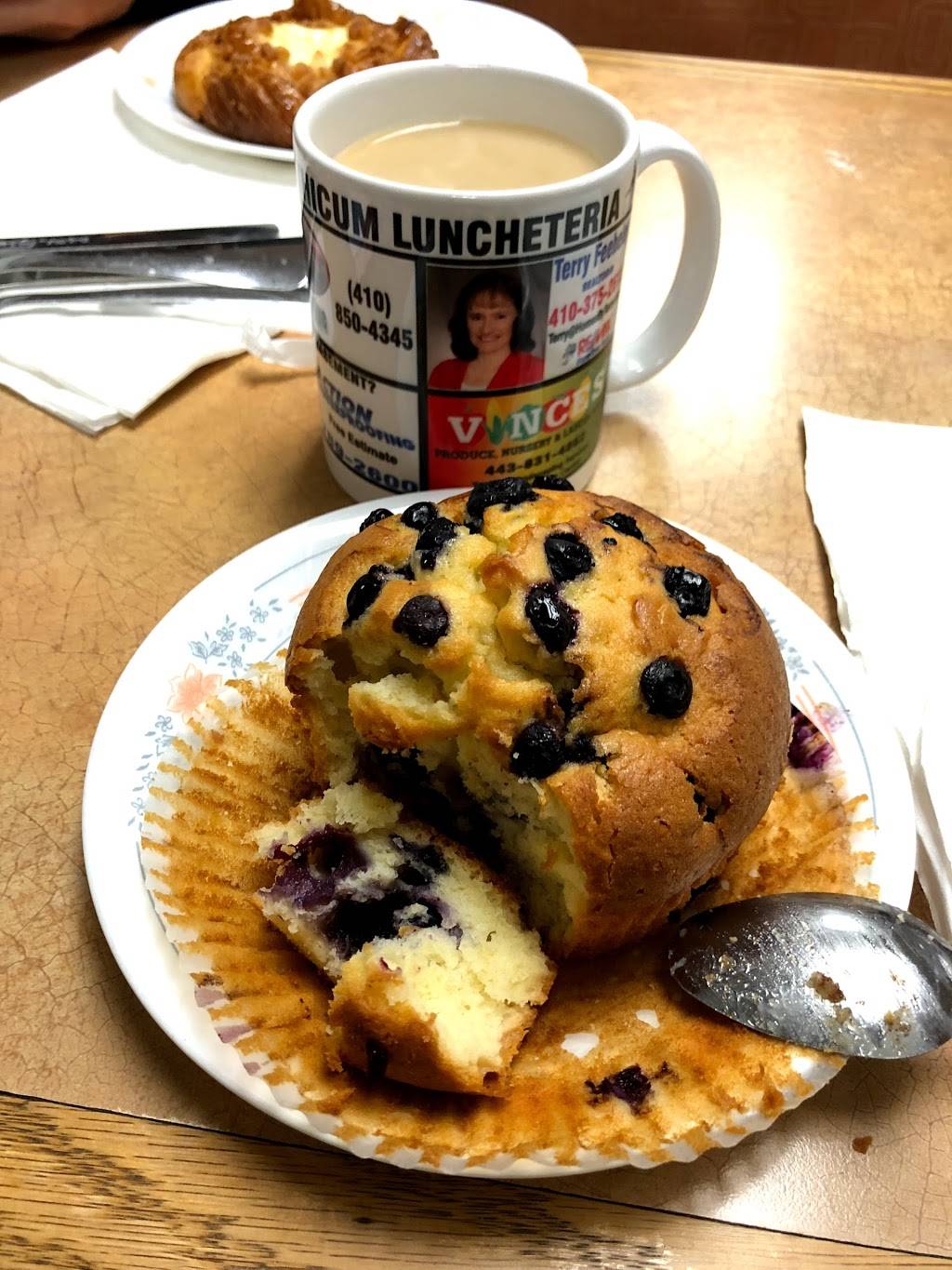 Linthicum Luncheteria | restaurant | 412 S Camp Meade Rd, Linthicum Heights, MD 21090, USA | 4106916000 OR +1 410-691-6000