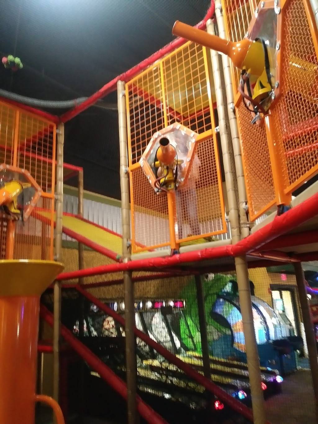 The Clubhouse | restaurant | 2704 Old Register Rd, Statesboro, GA 30458, USA | 9128711000 OR +1 912-871-1000