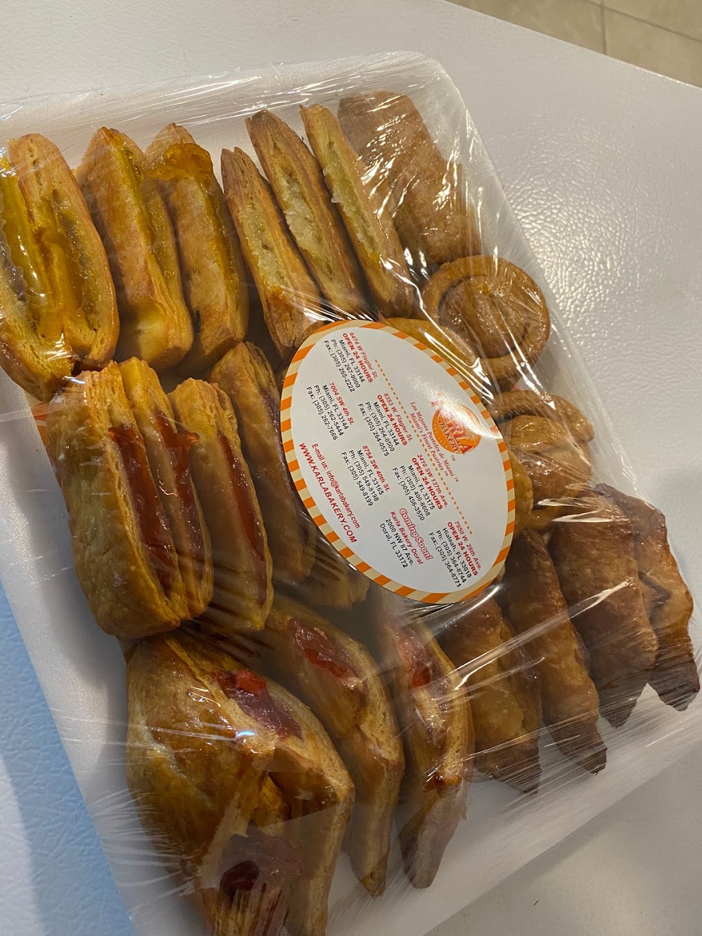 Karla Cuban Bakery | bakery | 7950 W 28th Ave, Hialeah, FL 33018, USA | 3053648744 OR +1 305-364-8744