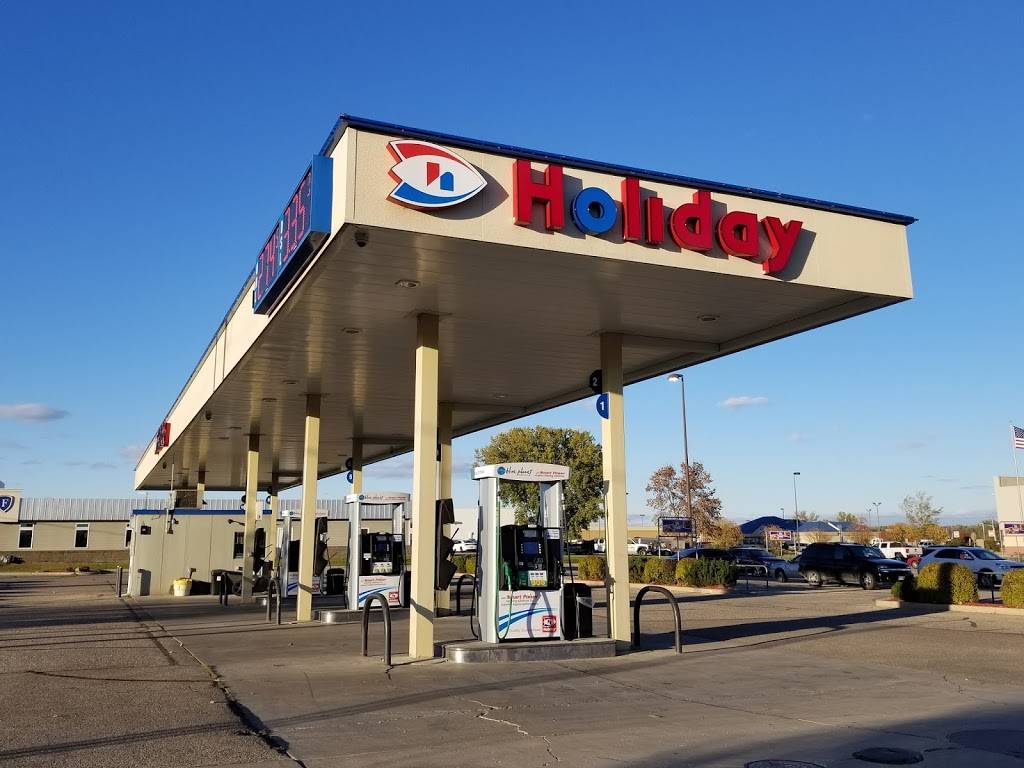 Holiday Stationstores | cafe | 2195 1st St S, Willmar, MN 56201, USA | 3202350687 OR +1 320-235-0687